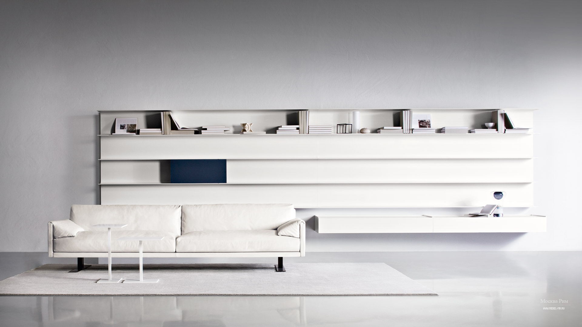 Système modulaire blanc pour un salon spacieux