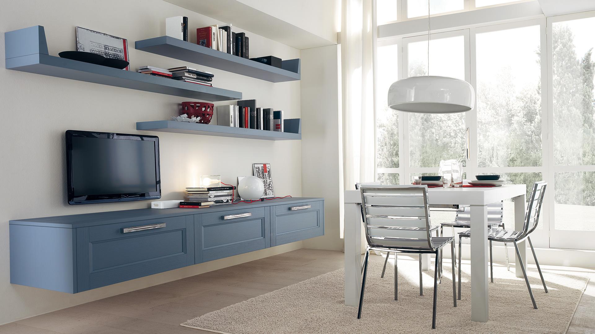 Décoration fonctionnelle pour un salon lumineux et spacieux