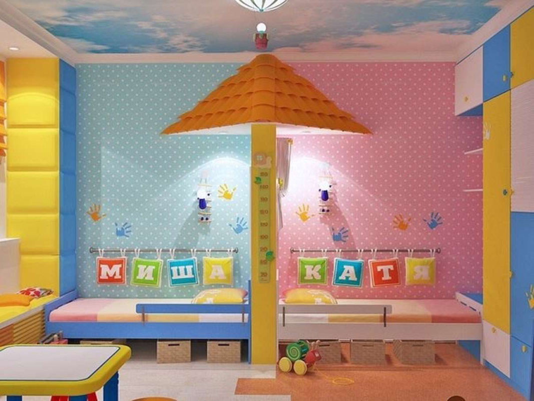 Chambre d'enfants de style lumineux pour les jeunes enfants.