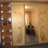 la conception de l'armoire dans le couloir de l'image mdf