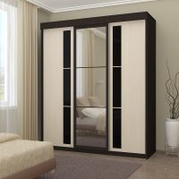 style de garde-robe dans le salon de l'image mdf