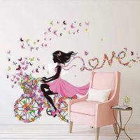 beaux papillons dans le style d'une photo d'enfant