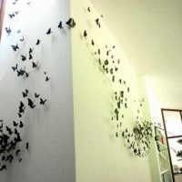 beaux papillons dans la conception d'une photo d'enfant