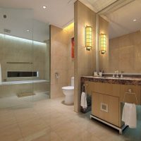 decoración inusual de un baño con ducha de colores claros