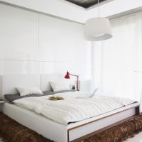 plafond intérieur avec mortier de béton dans la photo de la maison