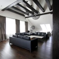 design de couloir chic en photo noir et blanc