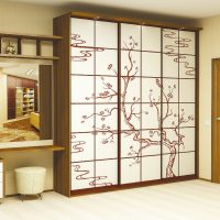 image de salon de style armoire de bois