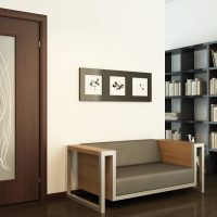 portes sombres à l'intérieur de la photo de la cuisine