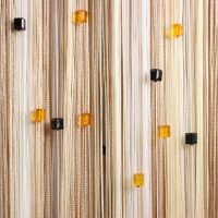 rideaux de lumière dans la conception de la photo de la cuisine
