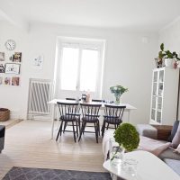 chêne blanc clair dans le décor de la photo de la chambre