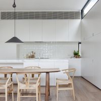 chêne blanc clair dans le décor du salon photo