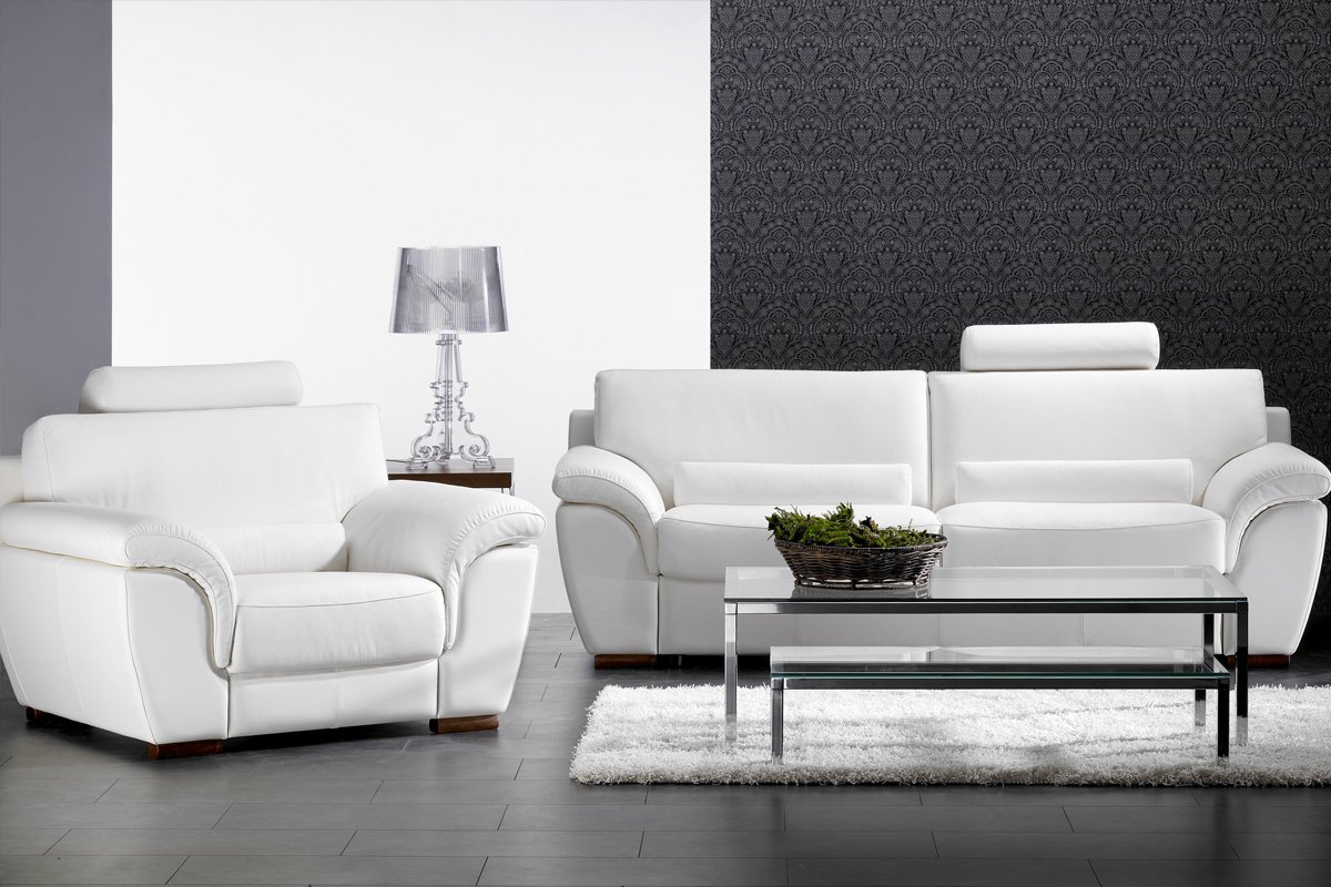 sofá brillante al estilo de la habitación