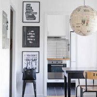 murs blancs dans la conception d'un appartement dans le style du minimalisme photo