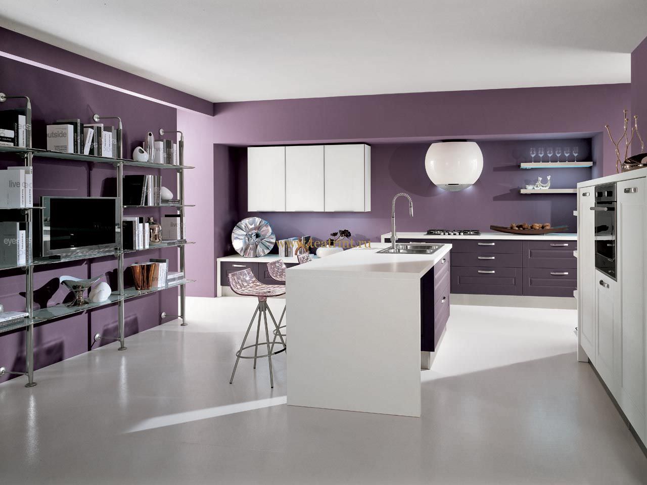 cocina de estilo moderno en morado