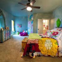 Design de chambre chic en photo de style boho