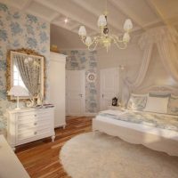 décor de chambre insolite en photo de style provence