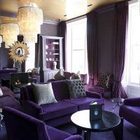 combinaison de lilas dans la conception de la photo de l'appartement