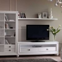 photo de mobilier de chambre blanc lumineux