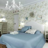 design inhabituel du couloir dans le style de la provence photo