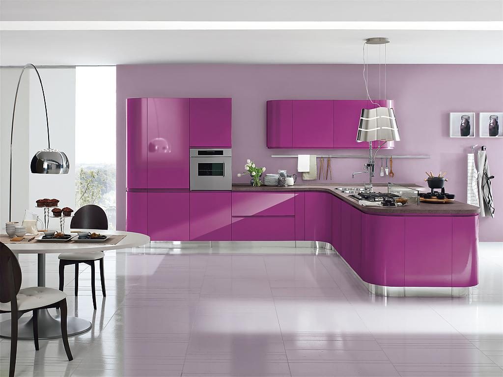 diseño de cocina ligero en violeta