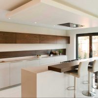 cuisine de luxe au design sombre dans un style art déco