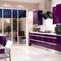 style inhabituel du couloir en photo violet