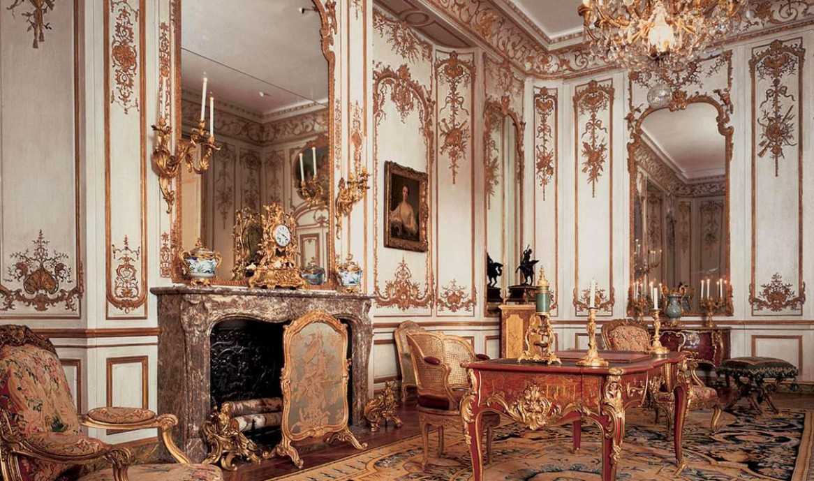 diseño de dormitorio de estilo rocco brillante