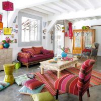 photo intérieur de bel appartement de style boho