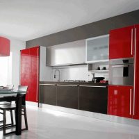 une combinaison de nuances claires dans le style de la cuisine