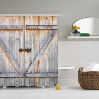 beau design de portes avec des matériaux improvisés picture