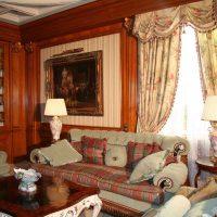 diseño inusual de una habitación en una foto de estilo victoriano