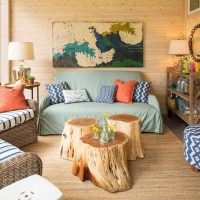 appartement lumineux avec image en bois scié