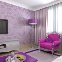 combinaison de couleurs sombres dans une image de décor de chambre