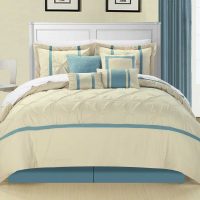 décor de chambre clair en photo couleur bleu