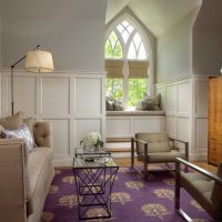 intérieur inhabituel d'un appartement avec panneaux muraux photo
