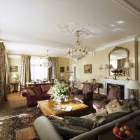 foto ligera de la casa del estilo victoriano