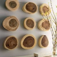 version à faire soi-même pour décorer de manière lumineuse une pièce avec une photo d'arbre