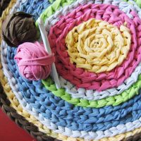 plaids au crochet dans la conception de la photo de la salle
