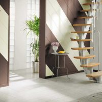 décor lumineux de l'appartement avec panneaux muraux photo