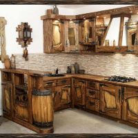 décor d'appartement lumineux avec photo en bois scié