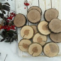belle chambre design avec photo en bois scié
