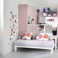 versión de un hermoso diseño de un dormitorio para una niña