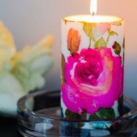 l'idée d'une décoration originale d'objets pour le 8 mars