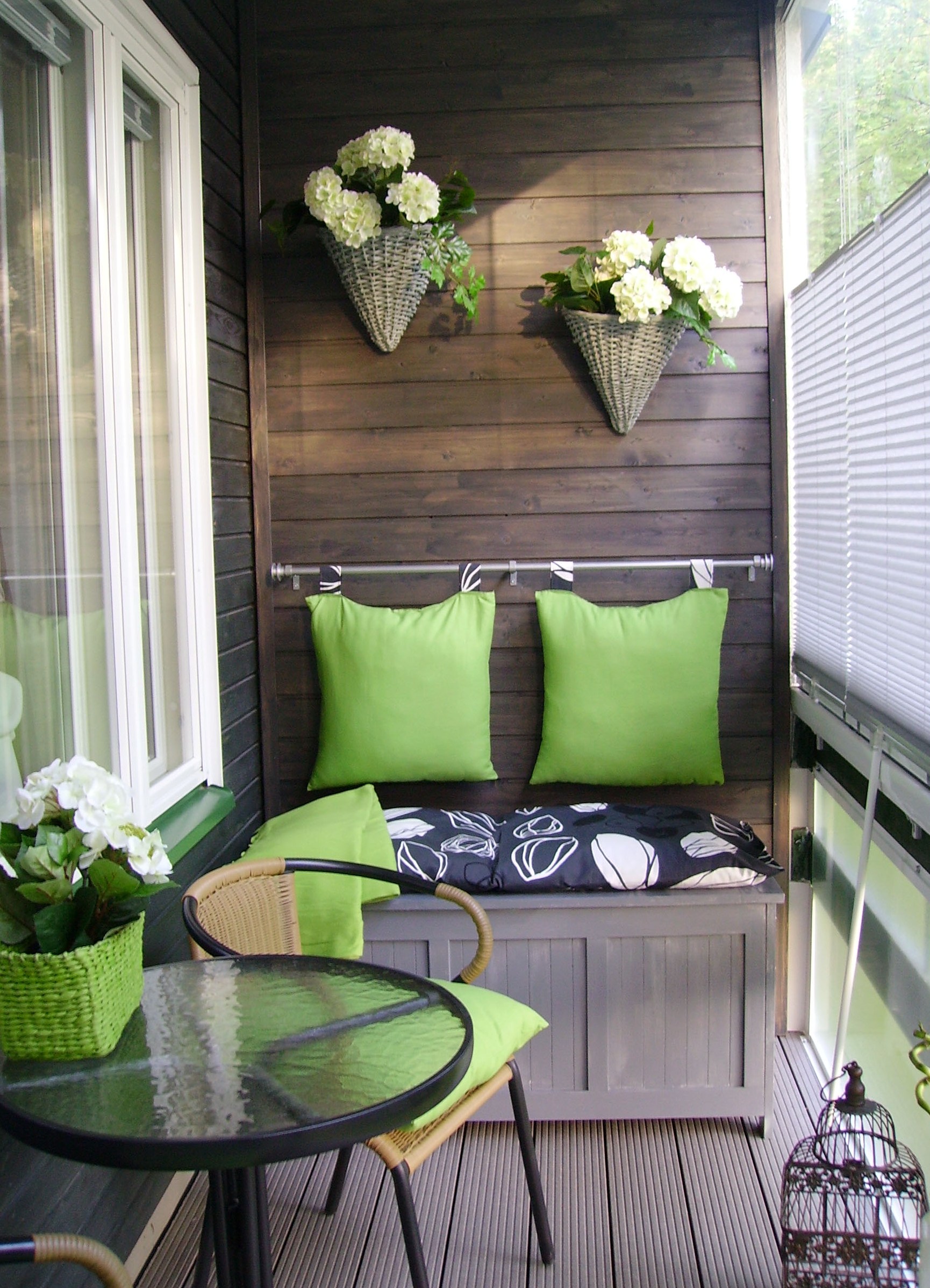 l'idée d'un bel intérieur d'un petit balcon