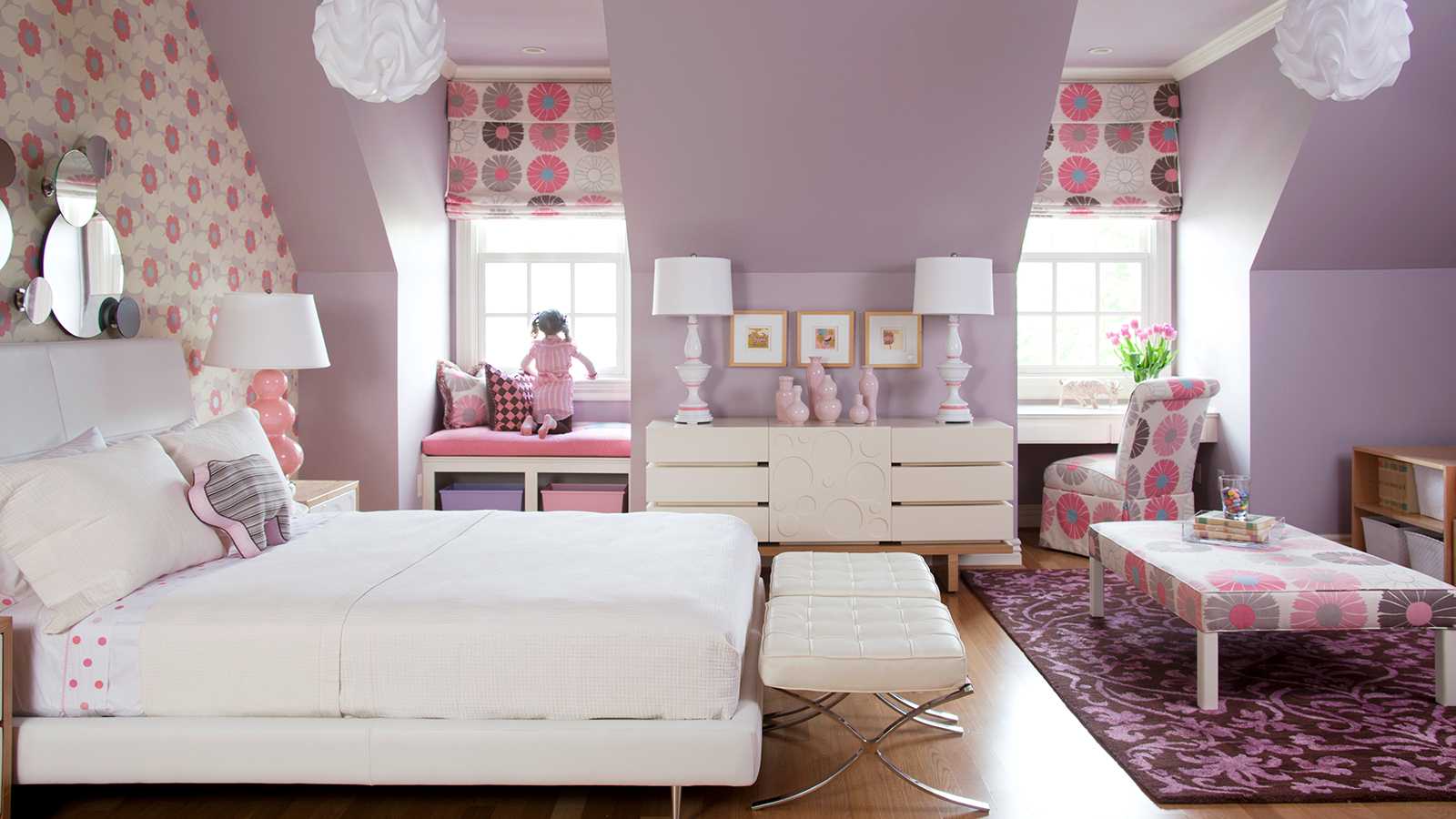 idea de un interior de habitación de color para una niña