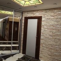 l'idée de la pierre décorative d'origine à l'intérieur de la pièce picture
