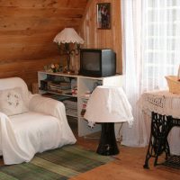 l'idée d'un beau style d'une maison dans la photo du village