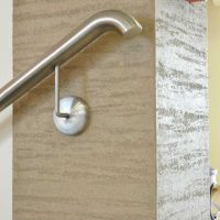 une variante de beau plâtre décoratif dans la conception de la photo de la chambre