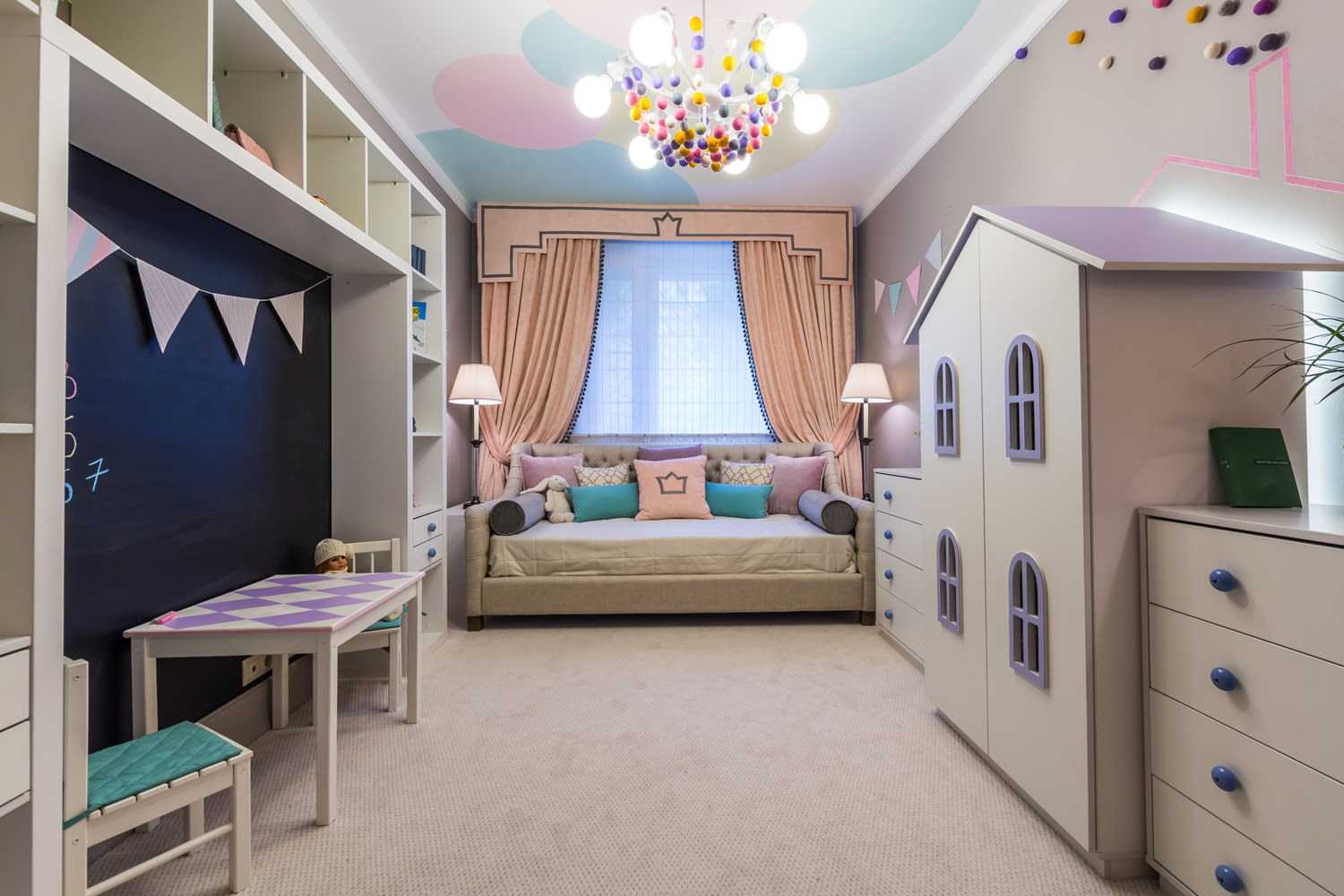 variante de un hermoso estilo de dormitorio para una niña
