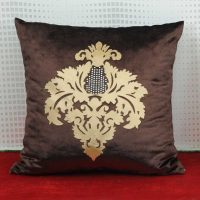 version de coussins décoratifs modernes à l'intérieur de la photo du salon